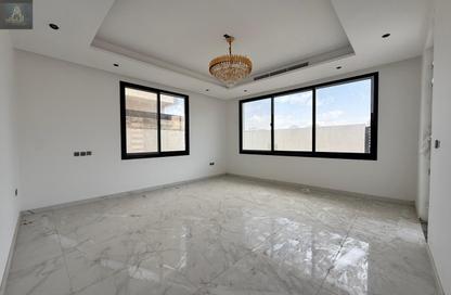 Villa - 5 Bedrooms - 7 Bathrooms for sale in Al Yasmeen 1 - Al Yasmeen - Ajman