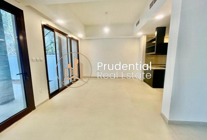 141910976 - Property Image 3