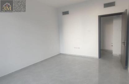 شقة - غرفة نوم - 1 حمام للايجار في مساكن كورنيش عجمان - طريق كورنيش عجمان - عجمان