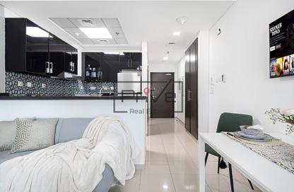Apartment - Studio - 1 for rent in Botanica Tower - Dubai Marina - Dubai