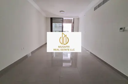 شقة - غرفة نوم - 2 حمامات للايجار في مبنى مويلح - مويلح - الشارقة