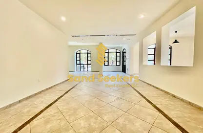 Villa - 4 Bedrooms - 4 Bathrooms for rent in Sas Al Nakheel - Abu Dhabi Villa - 4 Bedrooms - 4 Bathrooms for rent in Sas Al Nakheel - Abu Dhabi