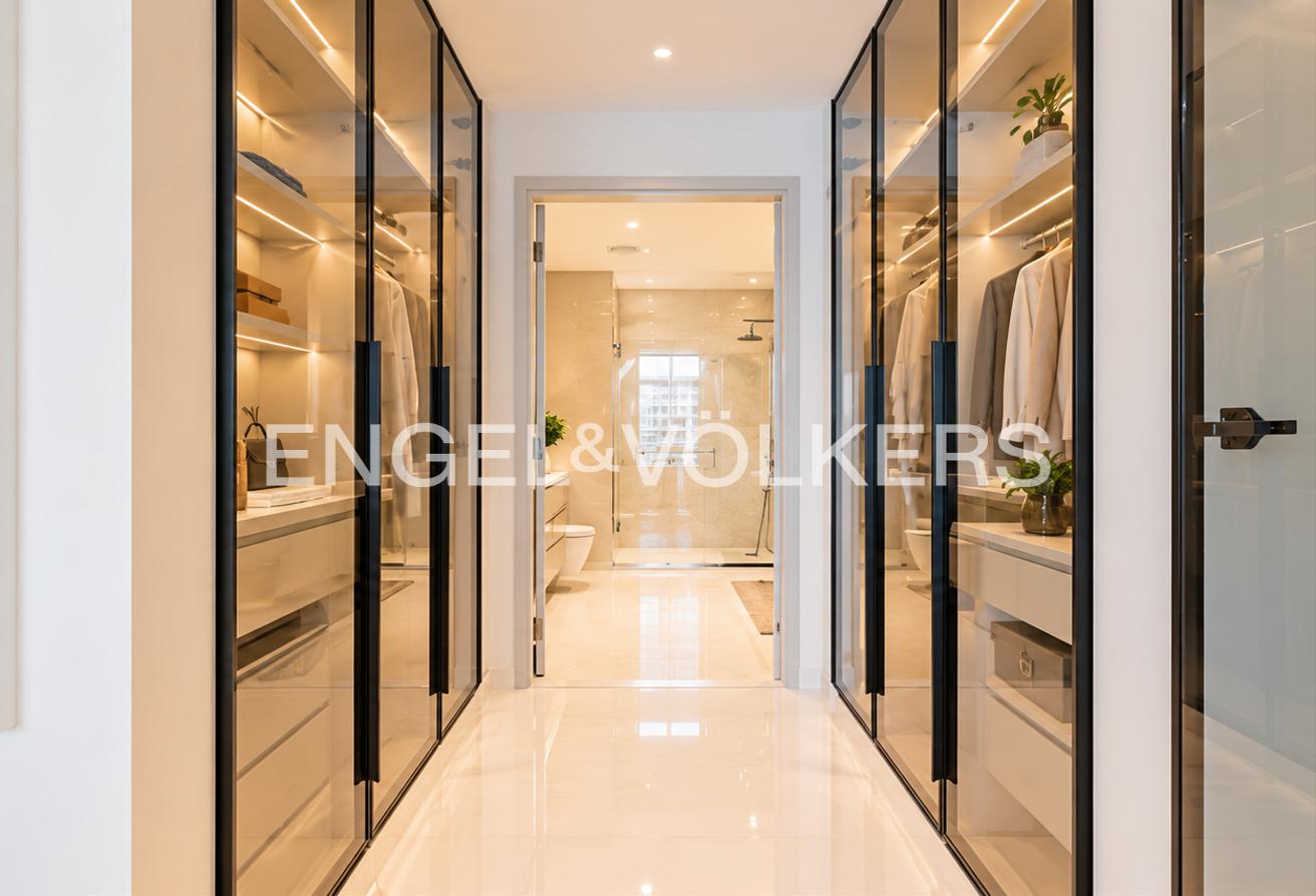 Fully Furnished I Upgraded I Marina View photo 18