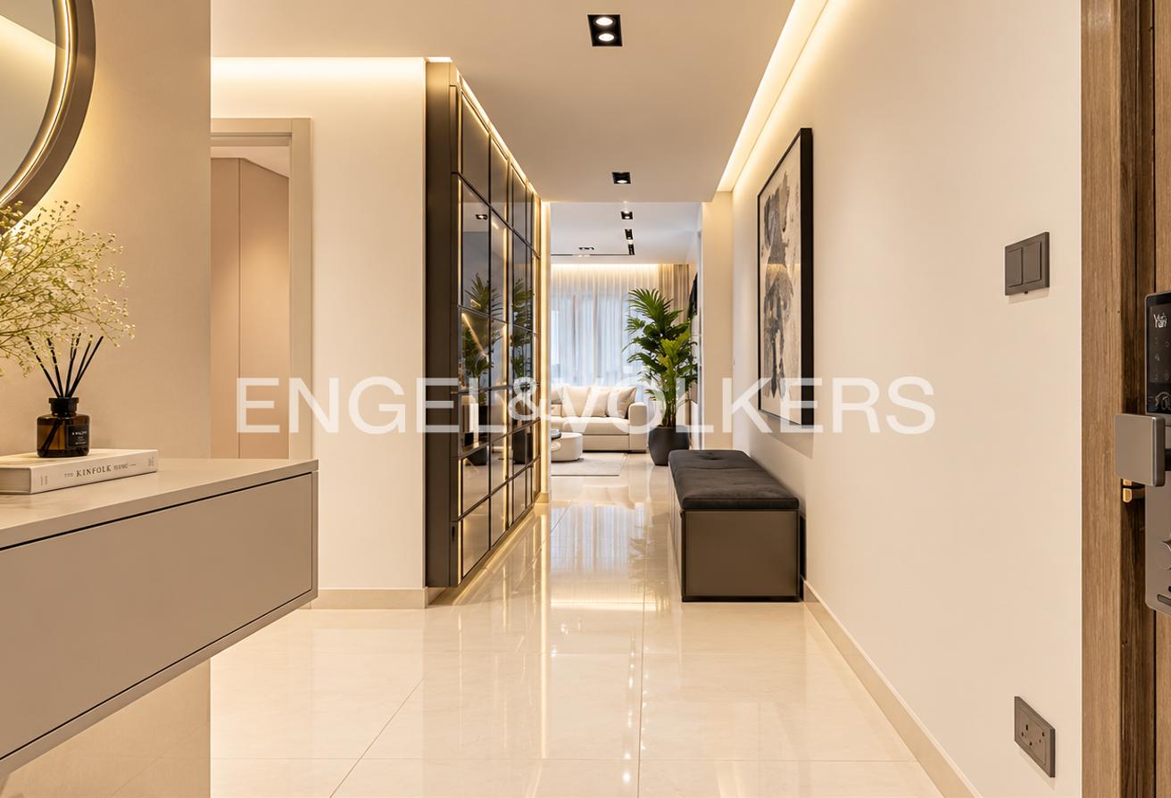 Fully Furnished I Upgraded I Marina View photo 9
