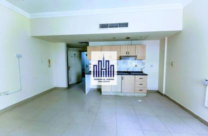 Apartment - Studio - 1 Bathroom for rent in Muwaileh - Sharjah Apartment - Studio - 1 Bathroom for rent in Muwaileh - Sharjah