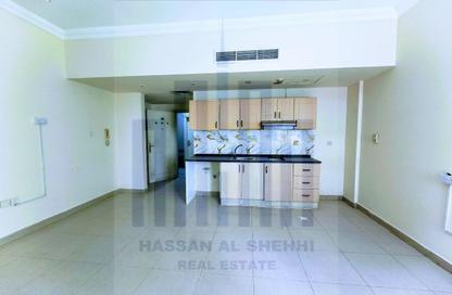 Apartment - Studio - 1 Bathroom for rent in Muwaileh - Sharjah Apartment - Studio - 1 Bathroom for rent in Muwaileh - Sharjah