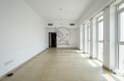 Apartment - 2 Bedrooms - 3 Bathrooms for rent in New Al Taawun Road - Al Taawun - Sharjah
