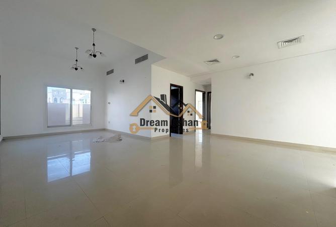 57381272 - Property Main Image