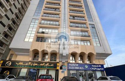 Apartment - 3 Bedrooms - 3 Bathrooms for rent in Al Nahyan - Abu Dhabi