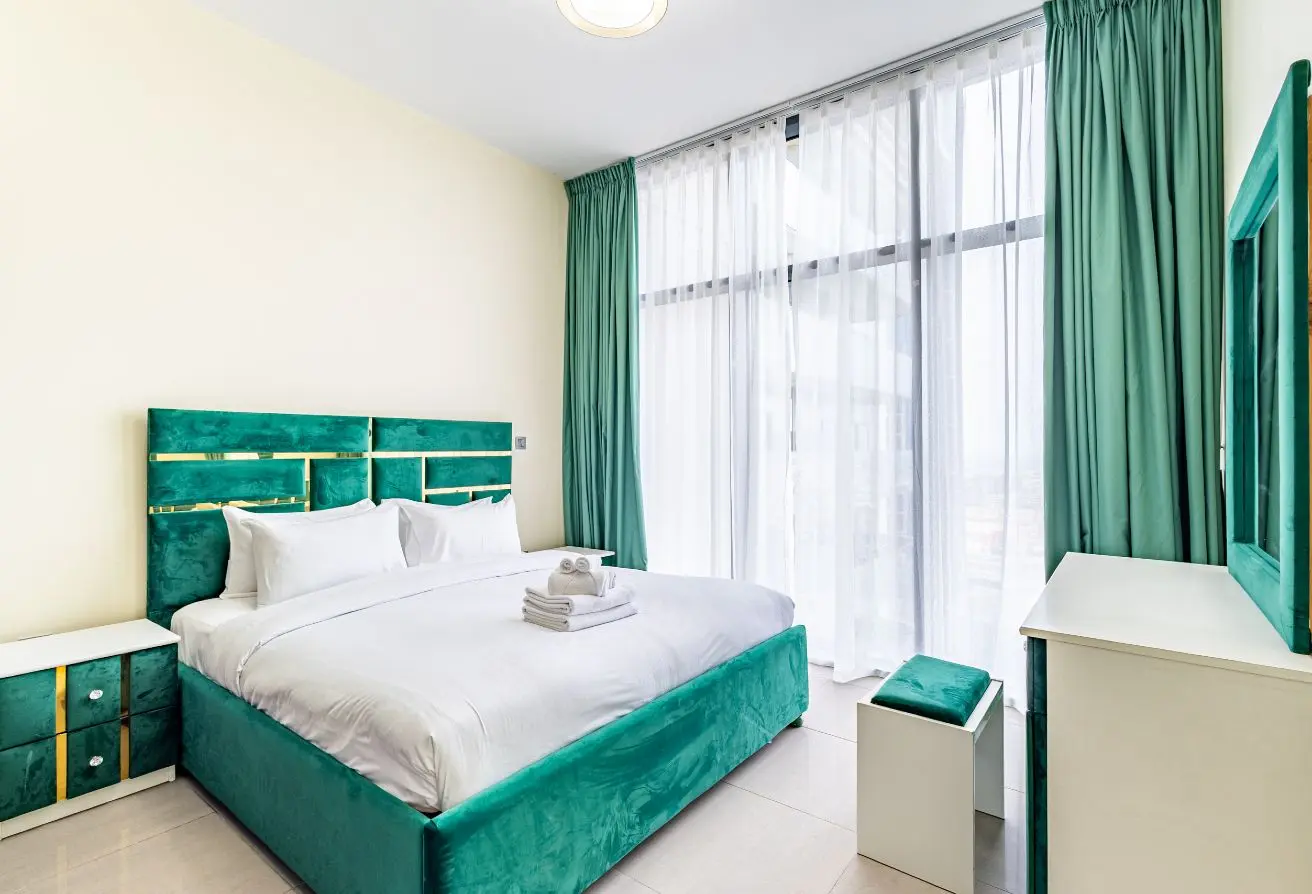 137870103 - Property Main Image