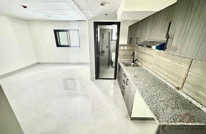 Apartment - Studio - 1 Bathroom for rent in Muwaileh 29 Building - Muwaileh - Sharjah