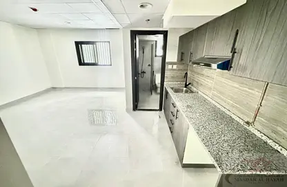 Apartment - Studio - 1 Bathroom for rent in Muwaileh 29 Building - Muwaileh - Sharjah