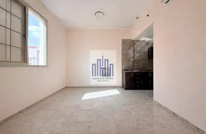 Apartment - Studio - 1 Bathroom for rent in Muwaileh 3 Building - Muwaileh - Sharjah