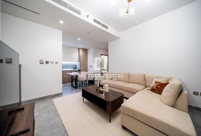 Burj Khalifa View | Freshly Furnished | Vacant photo 2
