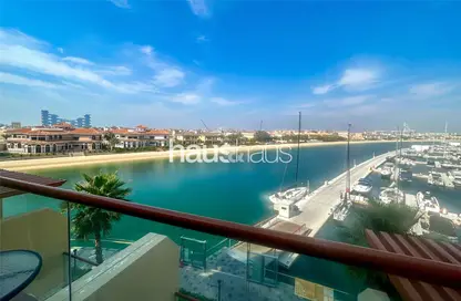 Apartment - Studio - 1 Bathroom for rent in Palm Views East - Palm Views - Palm Jumeirah - Dubai