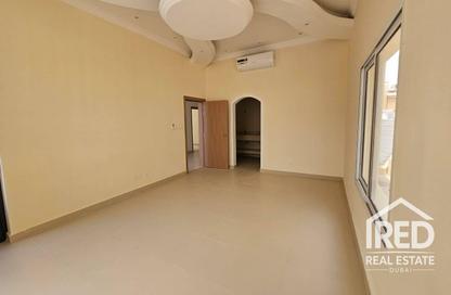 Villa - 5 - 7+ for rent in Al Goze Building - Al Quoz 1 - Al Quoz - Dubai