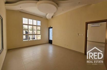 Villa - 5 - 7+ for rent in Al Goze Building - Al Quoz 1 - Al Quoz - Dubai