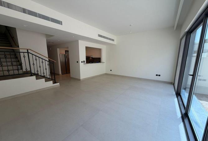 106856992 - صورة العقار 3