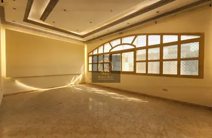 Villa - 1 Bedroom - 1 Bathroom for rent in Baniyas East - Baniyas - Abu Dhabi