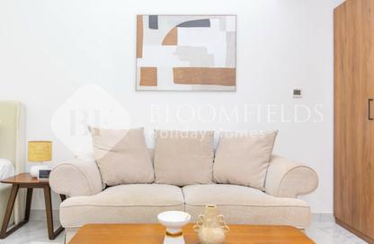 Apartment - Studio - 1 for rent in Oasis Residences - Masdar City - Abu Dhabi