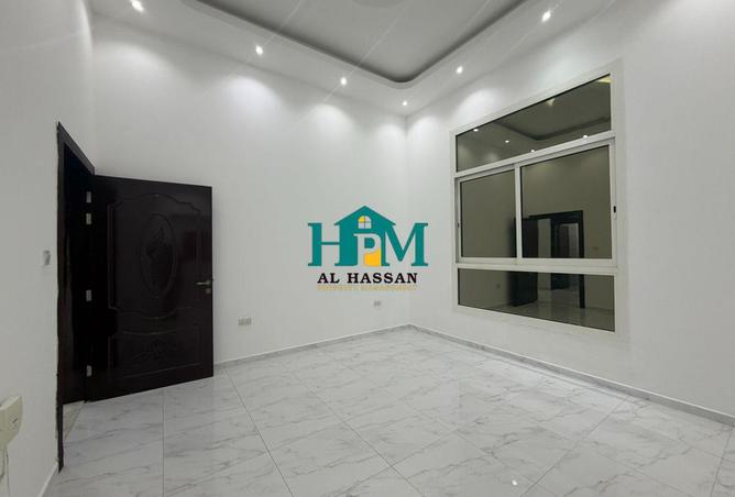 80719942 - Property Main Image