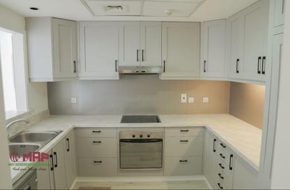 Apartment - 2 Bedrooms - 3 Bathrooms for rent in The Links West Tower - The Links - The Views - Dubai