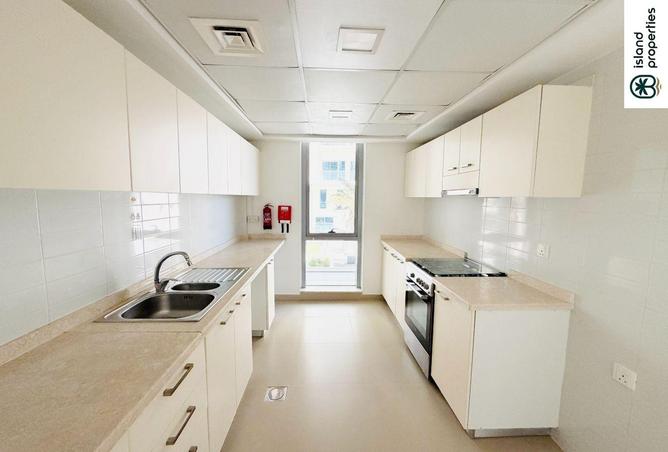 145064457 - Property Image 3
