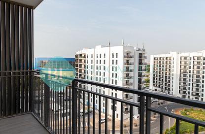 Apartment - Studio - 1 for rent in Waters Edge - Yas Island - Abu Dhabi