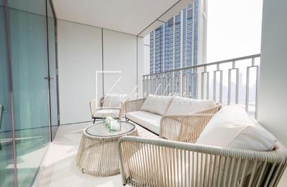 Apartment - 3 Bedrooms - 3 Bathrooms for sale in Downtown Views II Tower 3 - Downtown Views II - Zabeel 2 - Zabeel - Dubai