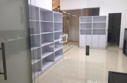 Retail - Studio for rent in Park Tower B - Park Towers - DIFC - Dubai