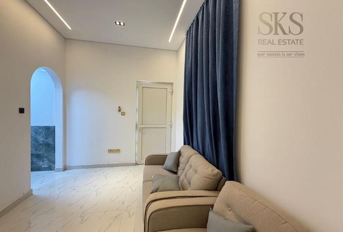 94011061 - Property Image 3