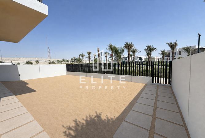 106838320 - Property Image 2