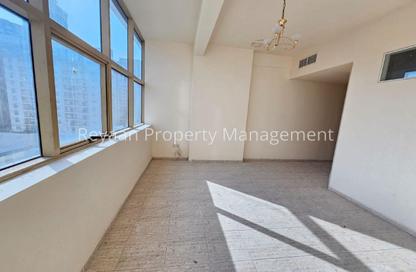 Apartment - 1 - 1 for rent in Al Majaz 2 - Al Majaz - Sharjah Apartment - 1 - 1 for rent in Al Majaz 2 - Al Majaz - Sharjah