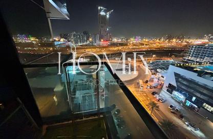 شقة - 1 - 2 للبيع في ذا سكوير تاور - الضاحية 13 - قرية جميرا الدائرية - دبي