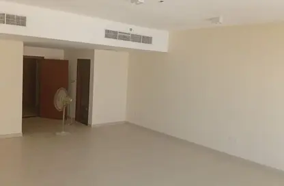 Office Space - Studio - 1 Bathroom for rent in Ajman Industrial 1 - Ajman Industrial Area - Ajman