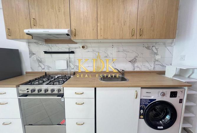 71122527 - Property Image 2