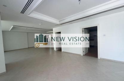 Apartment - 3 - 4 for rent in Marbella Resort - Al Majaz 1 - Al Majaz - Sharjah Apartment - 3 - 4 for rent in Marbella Resort - Al Majaz 1 - Al Majaz - Sharjah