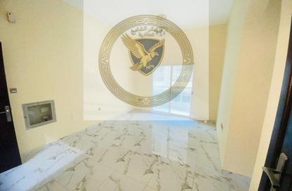 Apartment - 1 Bedroom - 2 Bathrooms for rent in Al Jurf 2 - Al Jurf - Ajman Downtown - Ajman