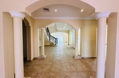 Apartment - 5 Bedrooms - 6 Bathrooms for rent in Al Falaj - Al Riqqa - Sharjah