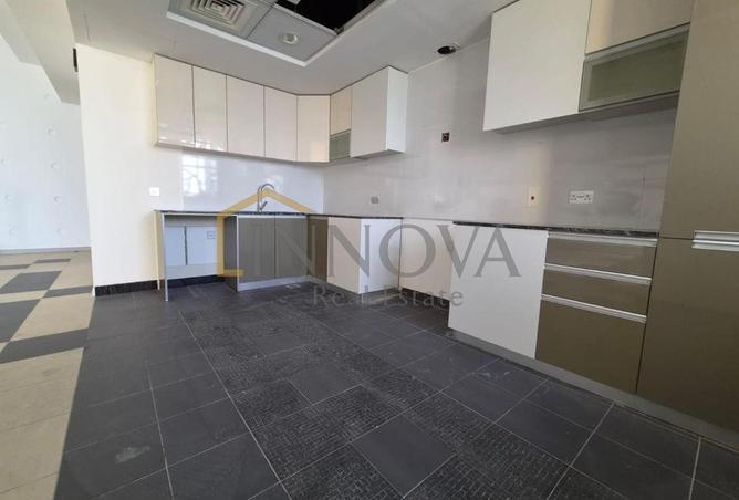 128828989 - Property Image 3