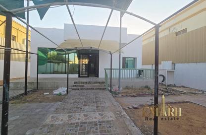 Villa - 3 Bedrooms - 4 Bathrooms for rent in Al Rawda 1 - Al Rawda - Ajman