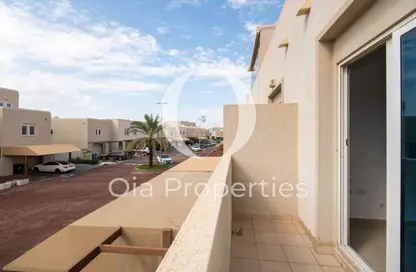 تاون هاوس - 3 غرف نوم - 4 حمامات للايجار في طراز صحراوي - فيلات الريف - الريف - أبوظبي