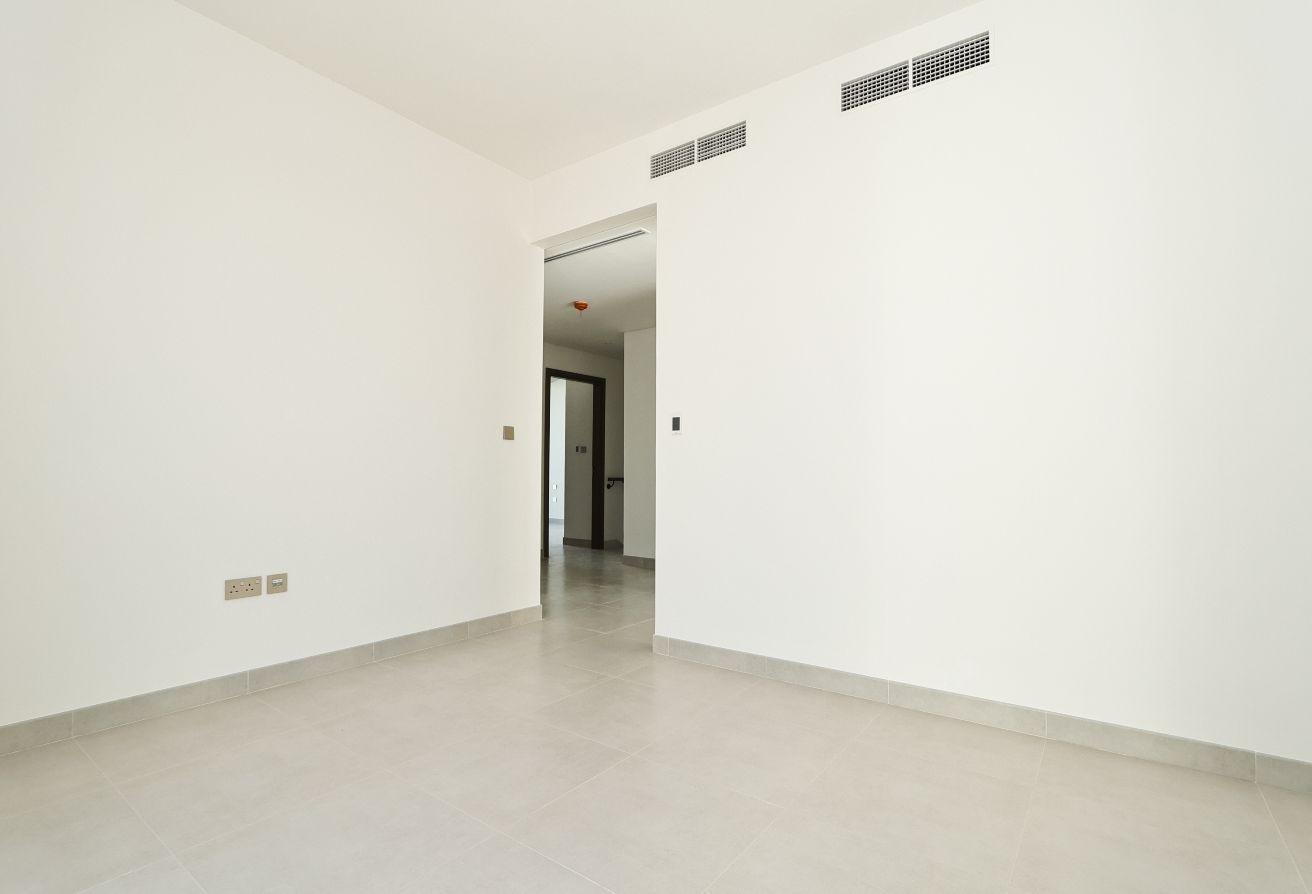 ELIE SAAB 4BR Villa | Unfurnished | Arabian Ranch3 photo 14