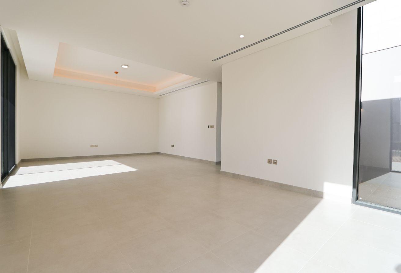 ELIE SAAB 4BR Villa | Unfurnished | Arabian Ranch3 photo 4