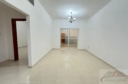 Apartment - 1 Bedroom - 2 Bathrooms for rent in Muwaileh 29 Building - Muwaileh - Sharjah