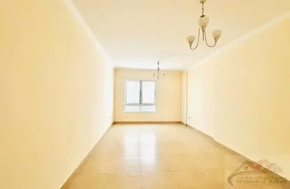Apartment - 2 Bedrooms - 3 Bathrooms for rent in Muwaileh 29 Building - Muwaileh - Sharjah