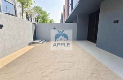 Villa - 4 - 5 for rent in Saro - Masaar - Tilal City - Sharjah