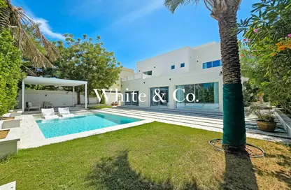 Villa - 5 Bedrooms - 6 Bathrooms for sale in Meadows 2 - Meadows - Dubai