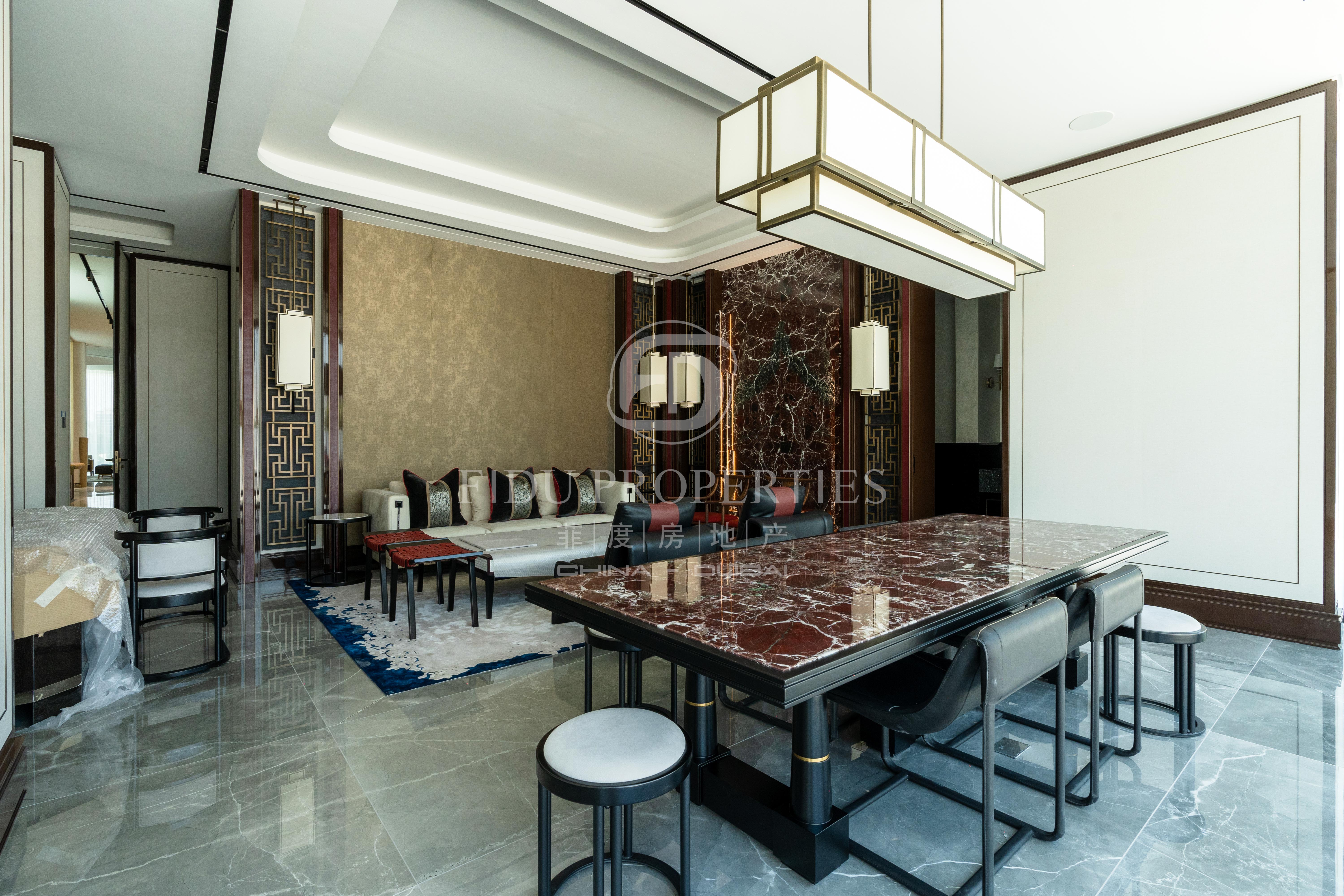 Custom Built 7 Bedrooms Mansion On The Golf Course