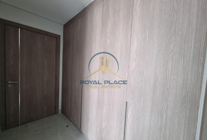 81118681 - Property Image 3